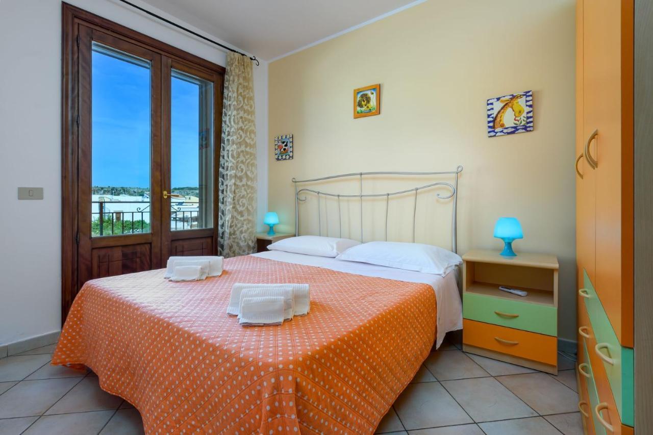 I Tre Golfi - Appartamenti Con Terrazzo Fino A 800 Mt Dal Mare San Vito Lo Capo Bagian luar foto