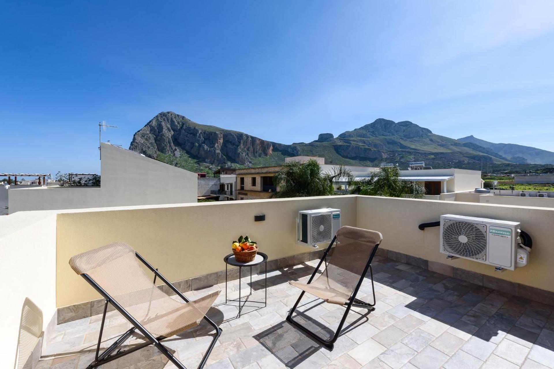 I Tre Golfi - Appartamenti Con Terrazzo Fino A 800 Mt Dal Mare San Vito Lo Capo Bagian luar foto