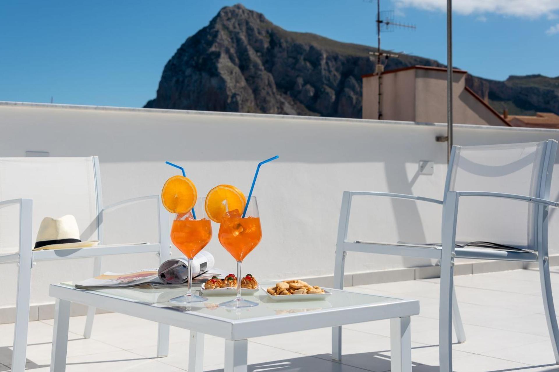 I Tre Golfi - Appartamenti Con Terrazzo Fino A 800 Mt Dal Mare San Vito Lo Capo Bagian luar foto